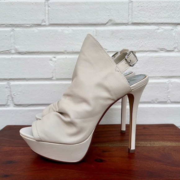 Steve Madden Shoes - Steve Madden Peep Toe Slouchy Sling Back Platform Stilettos in Cream, SZ 7.5